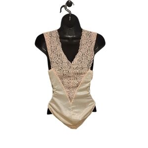 Vintage Inner Secrets lace lingerie body suit size large.